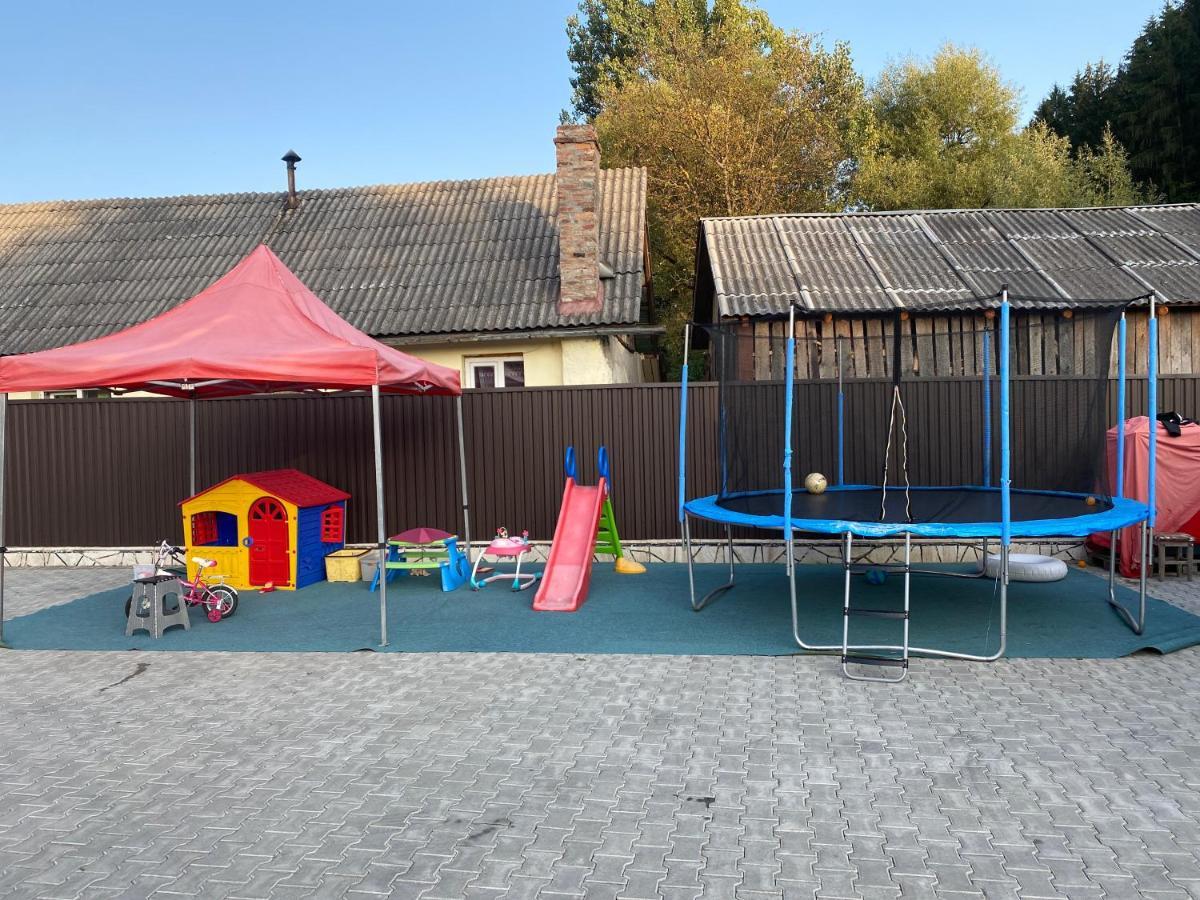 Casa Cu Flori Moisei Hotel Eksteriør billede